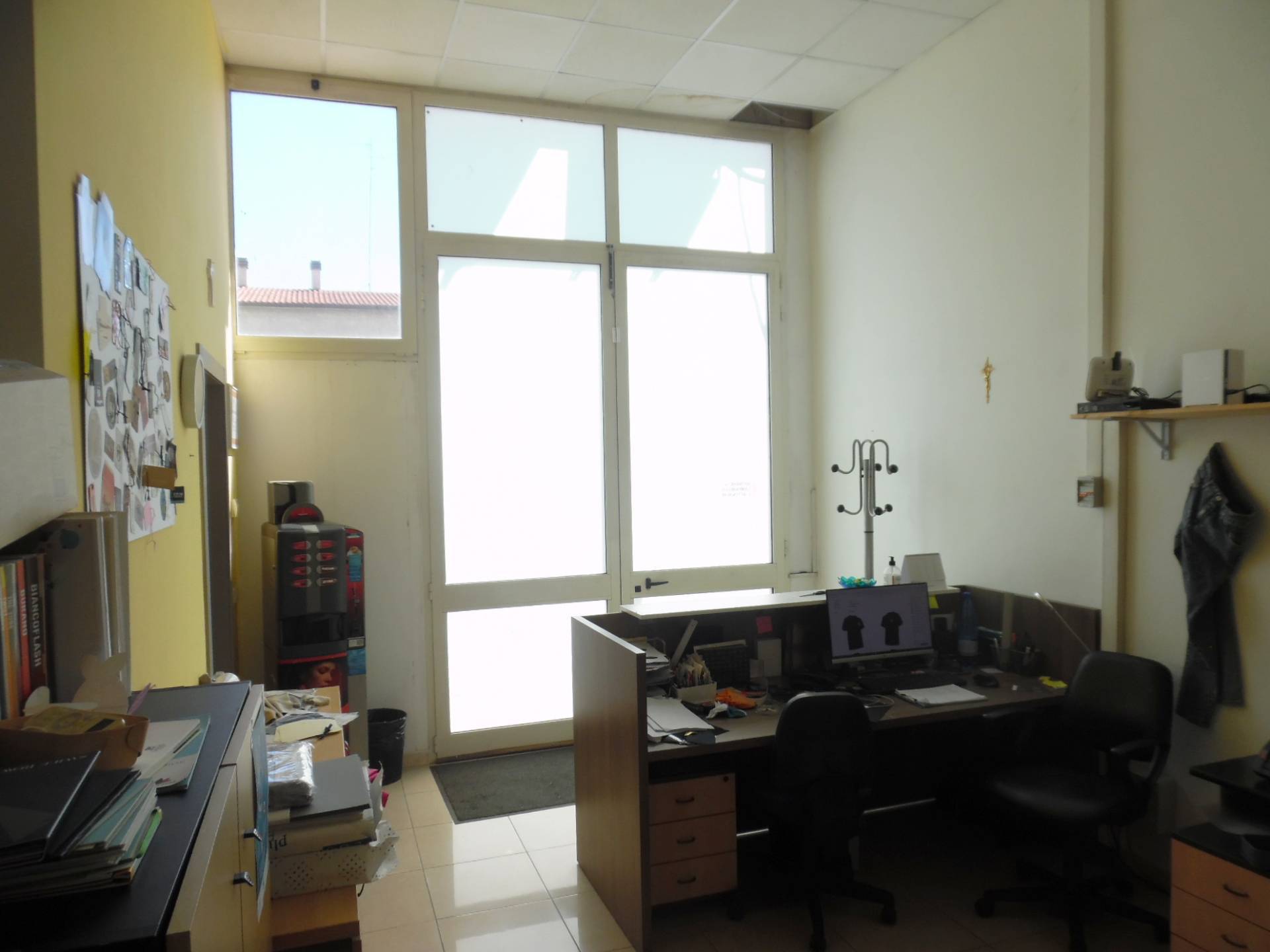 Locale artigianale in vendita a San Benedetto del Tronto, Porto d'Ascoli