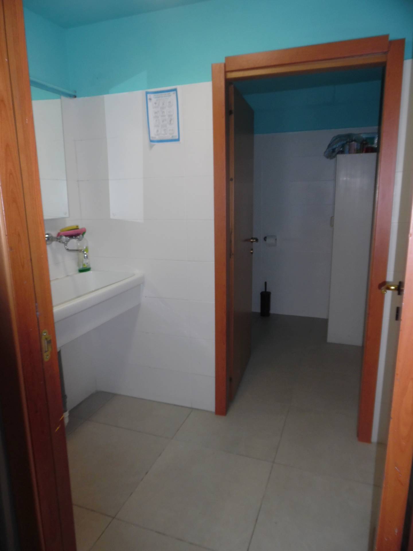 Locale artigianale in vendita a San Benedetto del Tronto, Porto d'Ascoli