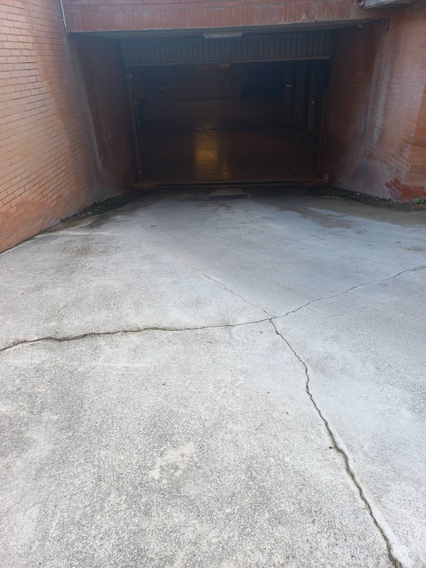 Garage in vendita a Grottammare, Centro