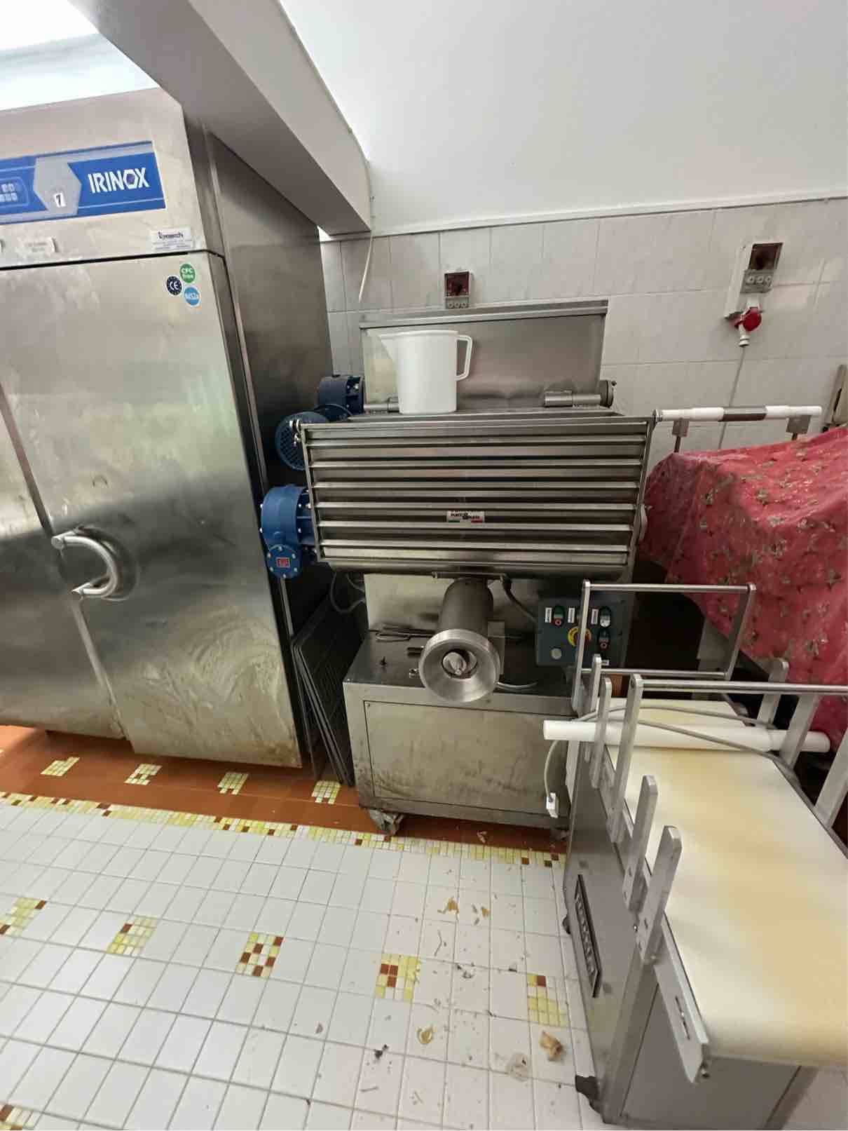 Pasta all'uovo in vendita a San Benedetto del Tronto, Porto d'Ascoli