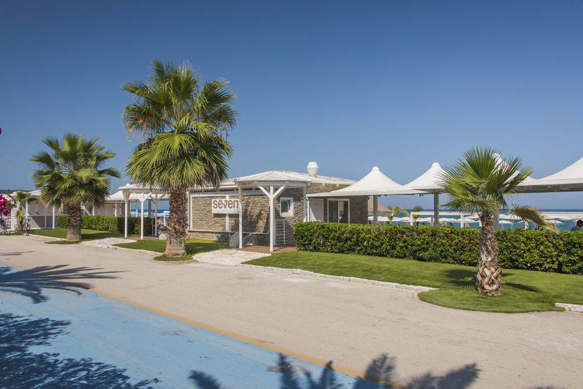 Stabilimento balneare in affitto a Grottammare, mare