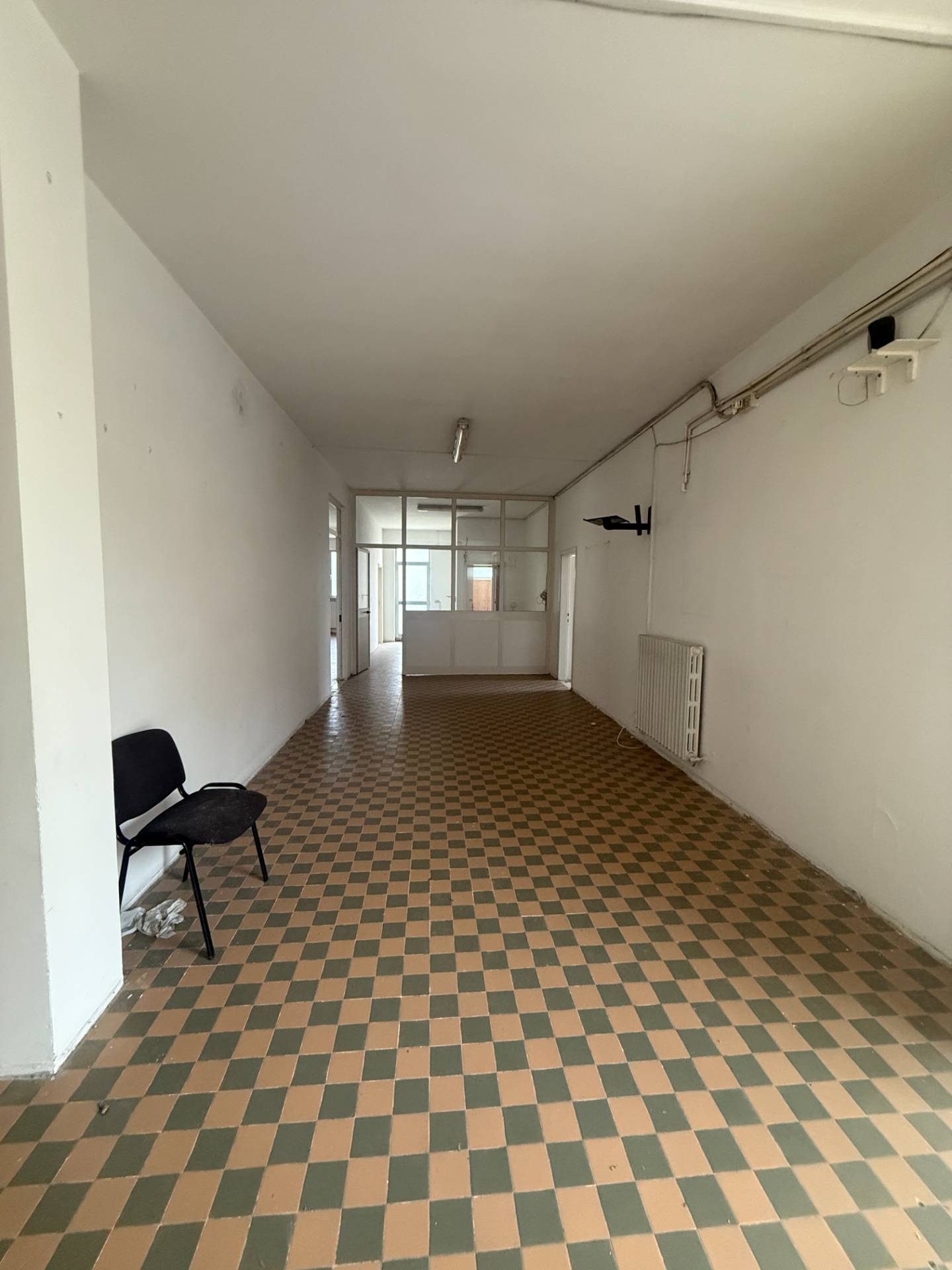 Locale artigianale in vendita a Monteprandone, Centobuchi