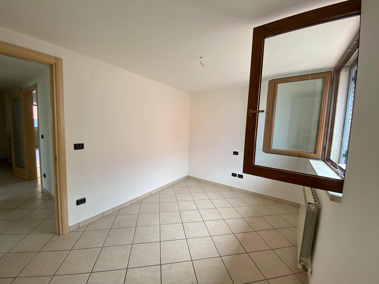 Appartamento in vendita a San Benedetto del Tronto, Zona Ascolani