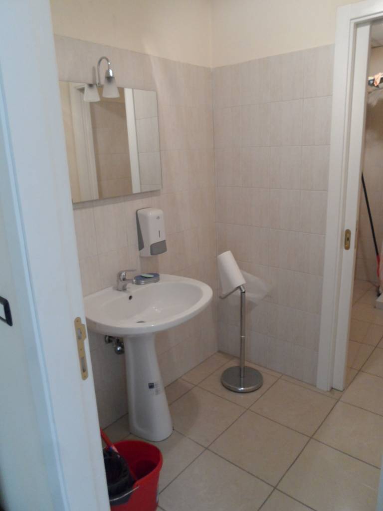 Studio/Ufficio in affitto a San Benedetto del Tronto, Strada Statale 16