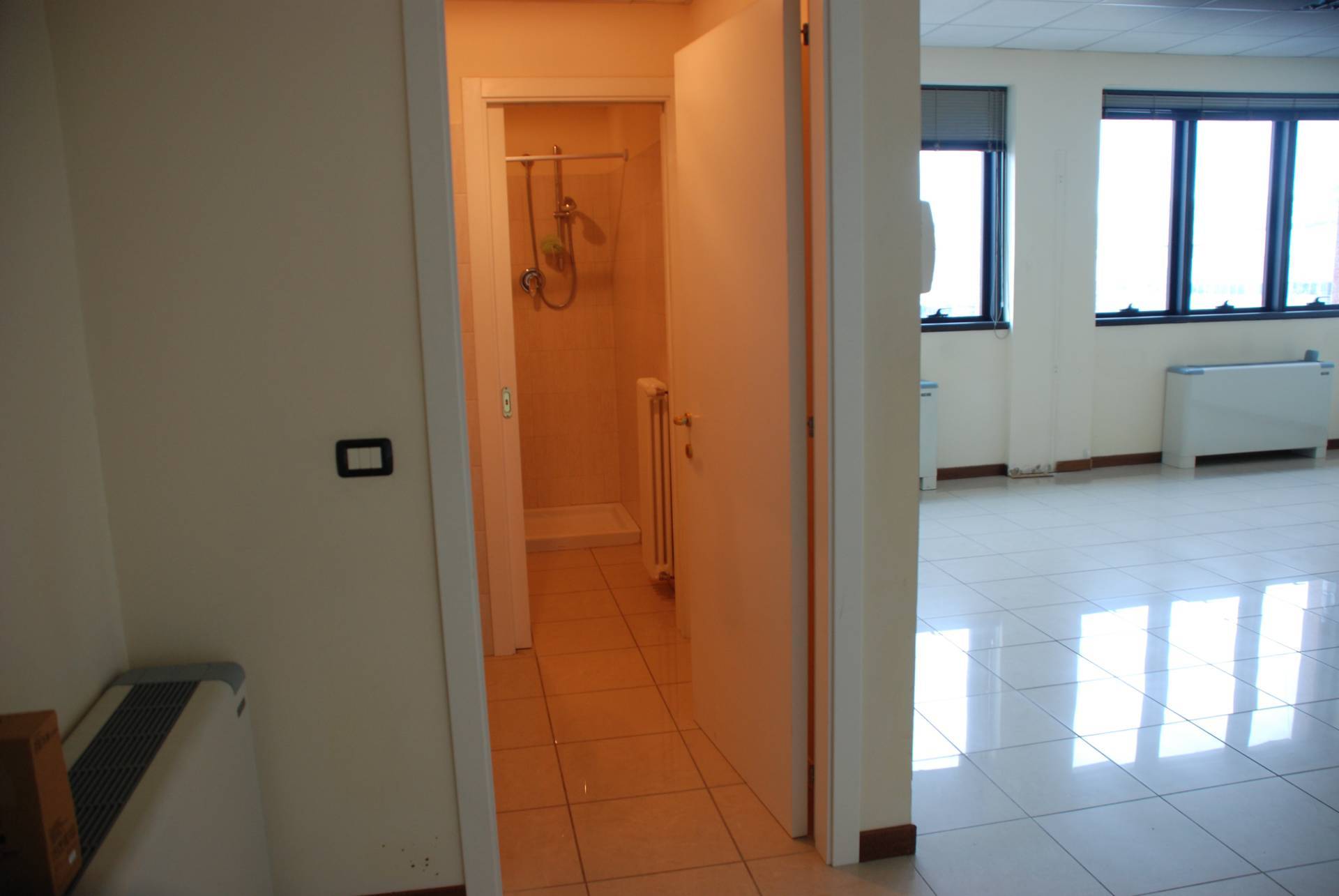 Studio/Ufficio in affitto a San Benedetto del Tronto, Strada Statale 16
