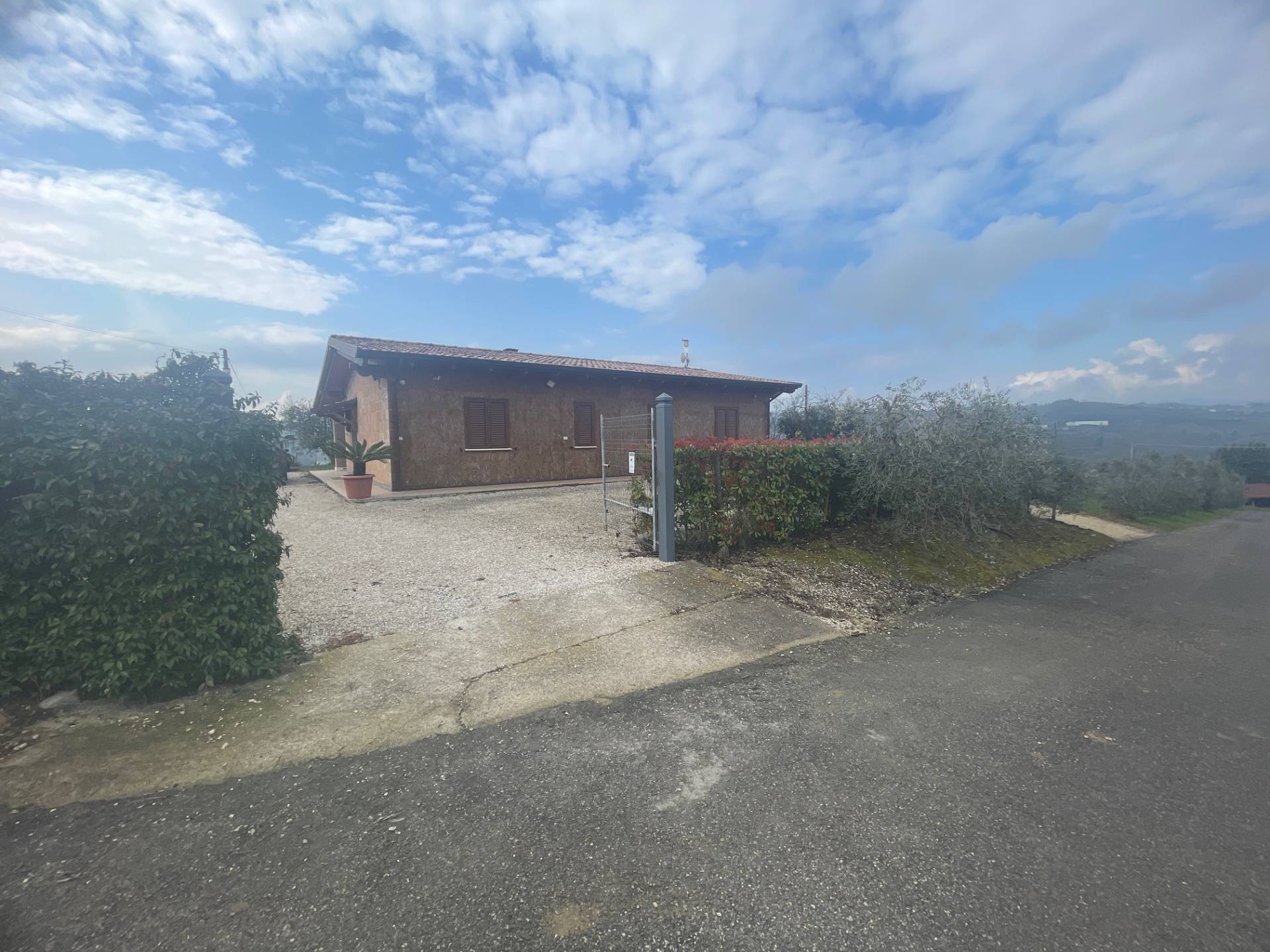 Casa singola in vendita a Monsampolo del Tronto, Monsampolo