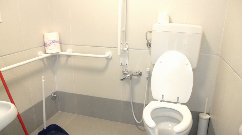 Studio/Ufficio in affitto a San Benedetto del Tronto, Porto d'Ascoli