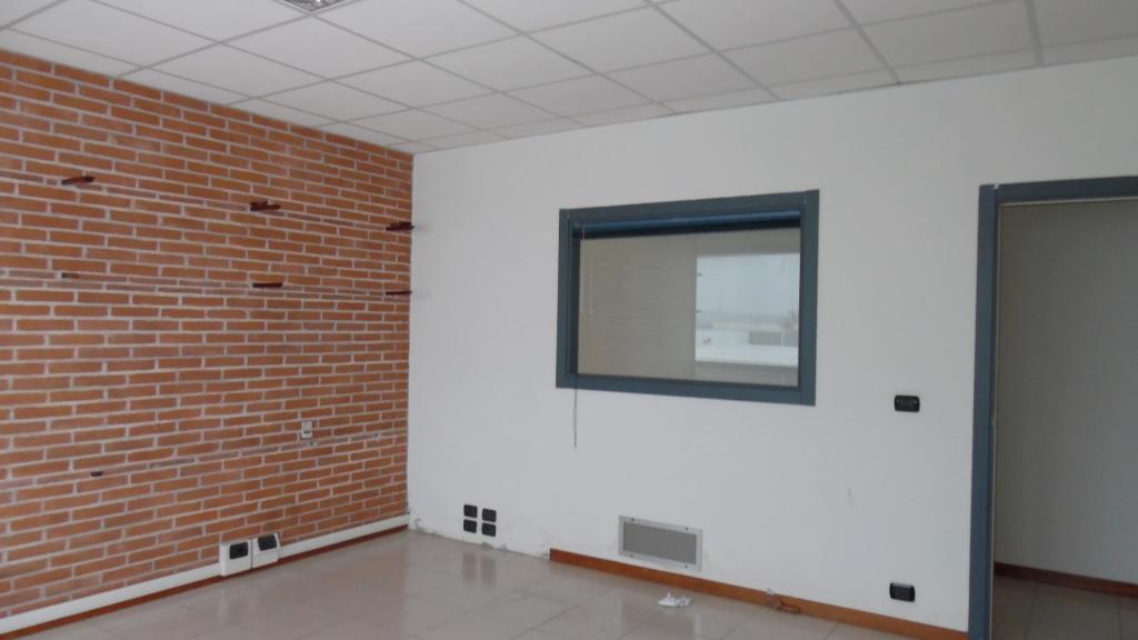 Studio/Ufficio in vendita a San Benedetto del Tronto, Porto d'Ascoli