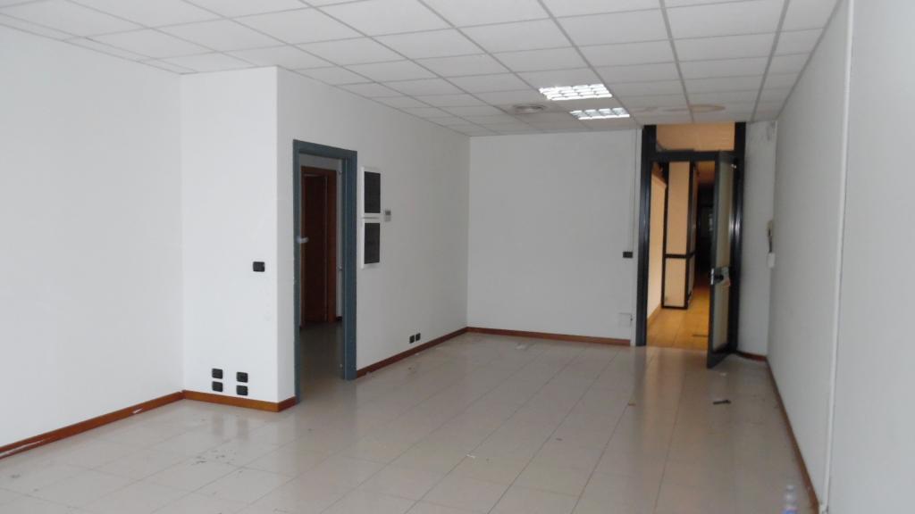 Studio/Ufficio in vendita a San Benedetto del Tronto, Porto d'Ascoli