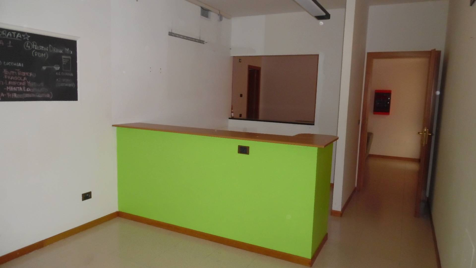 Studio/Ufficio in vendita a San Benedetto del Tronto, Porto d'Ascoli