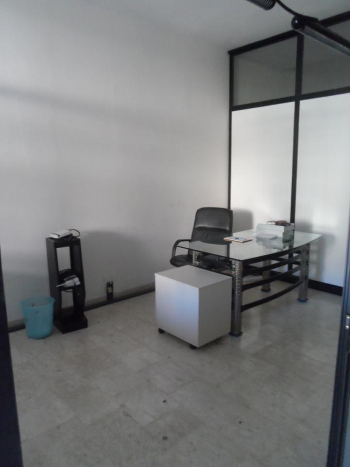 Locale commerciale in affitto a San Benedetto del Tronto, Porto d'Ascoli