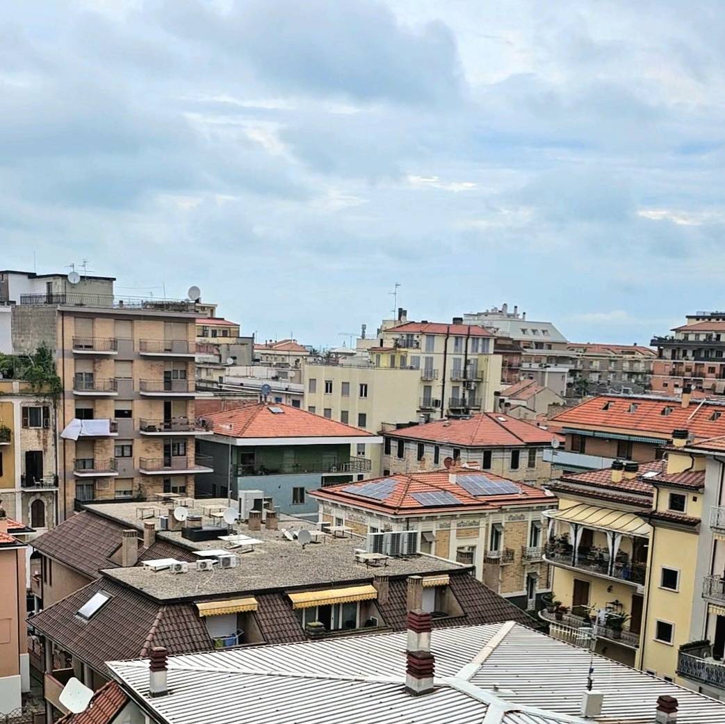 Appartamento in vendita a San Benedetto del Tronto, Centro