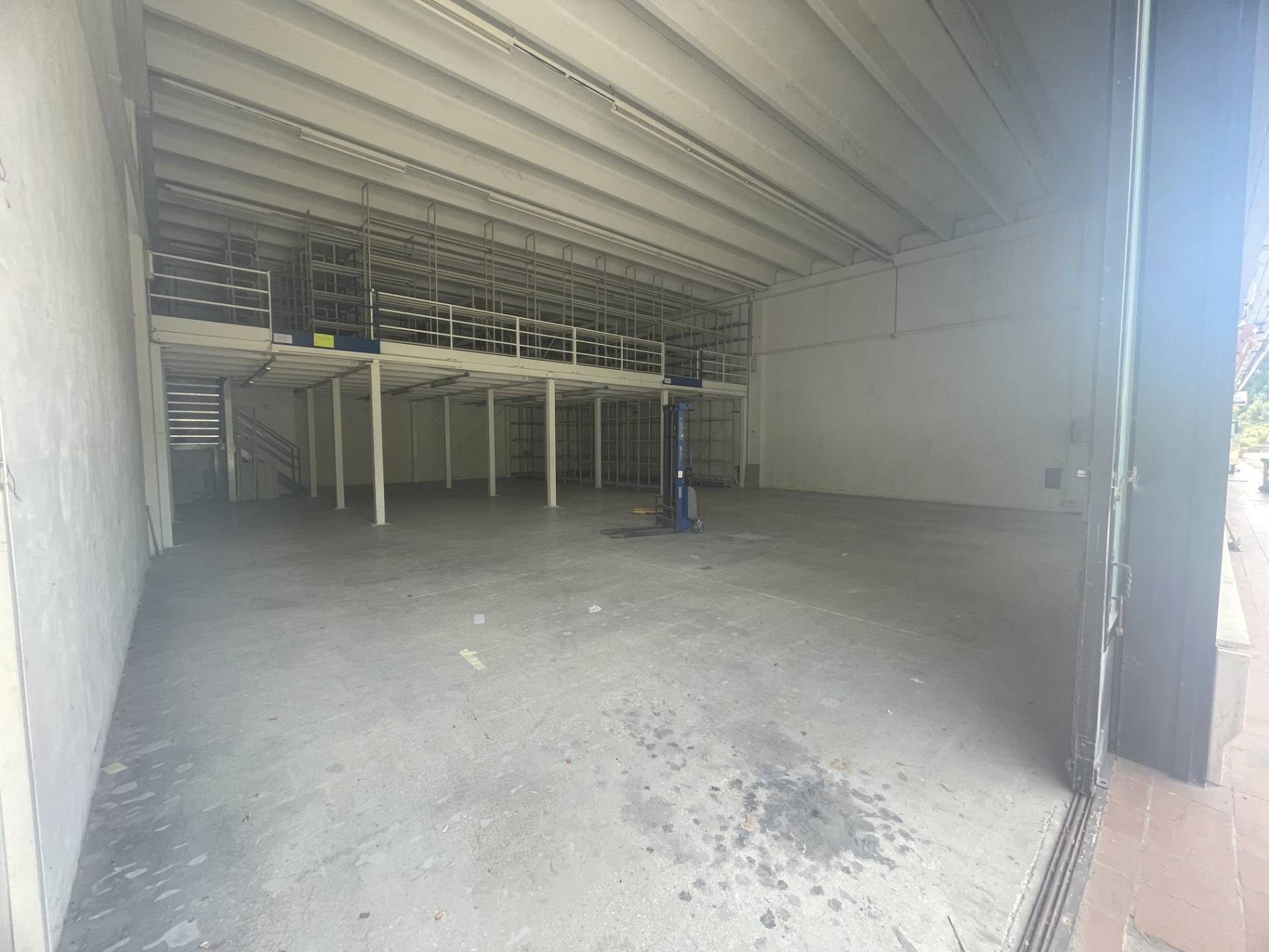 Magazzino - deposito in affitto a San Benedetto del Tronto, Porto d'Ascoli