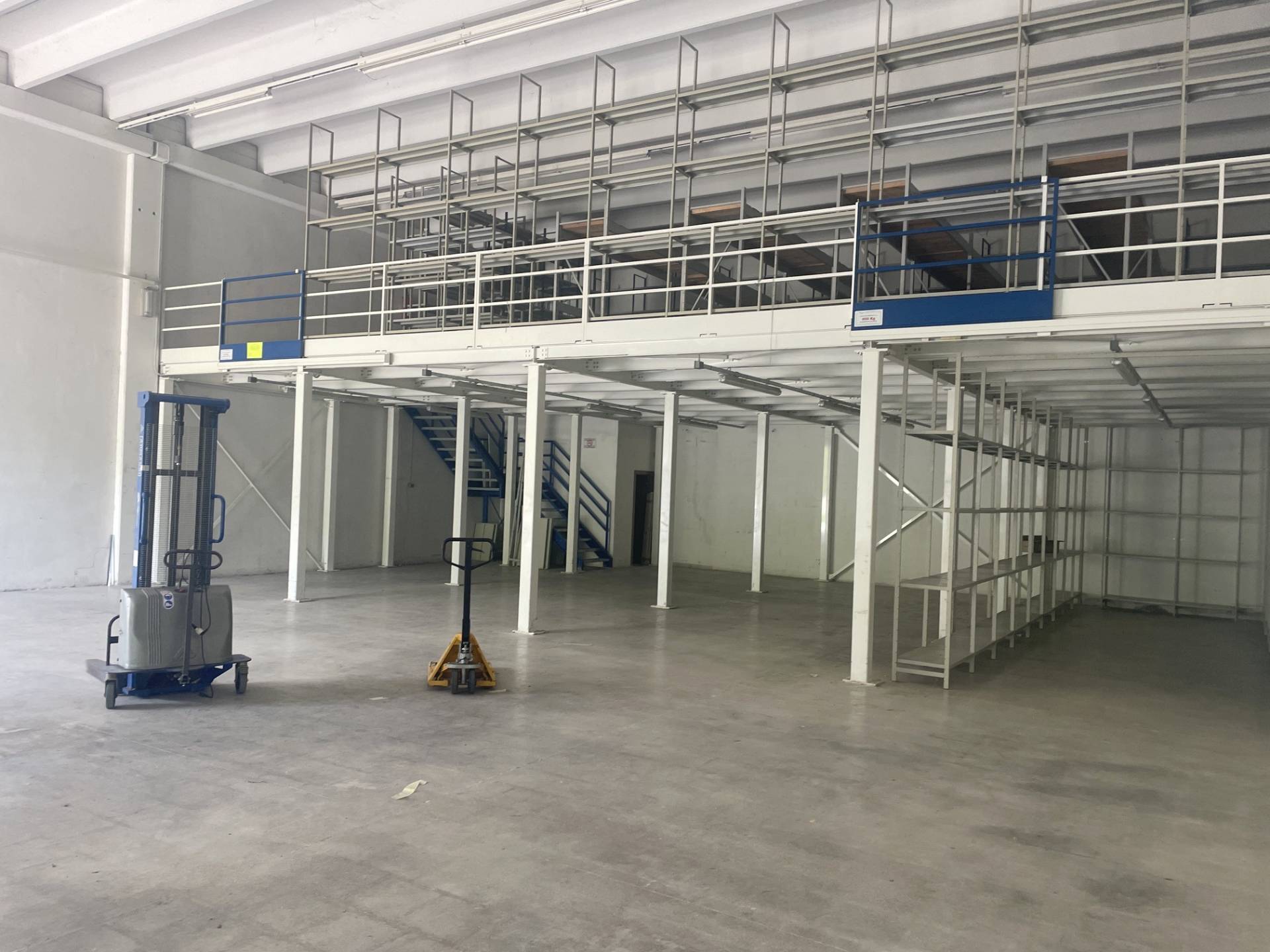 Magazzino - deposito in affitto a San Benedetto del Tronto, Porto d'Ascoli
