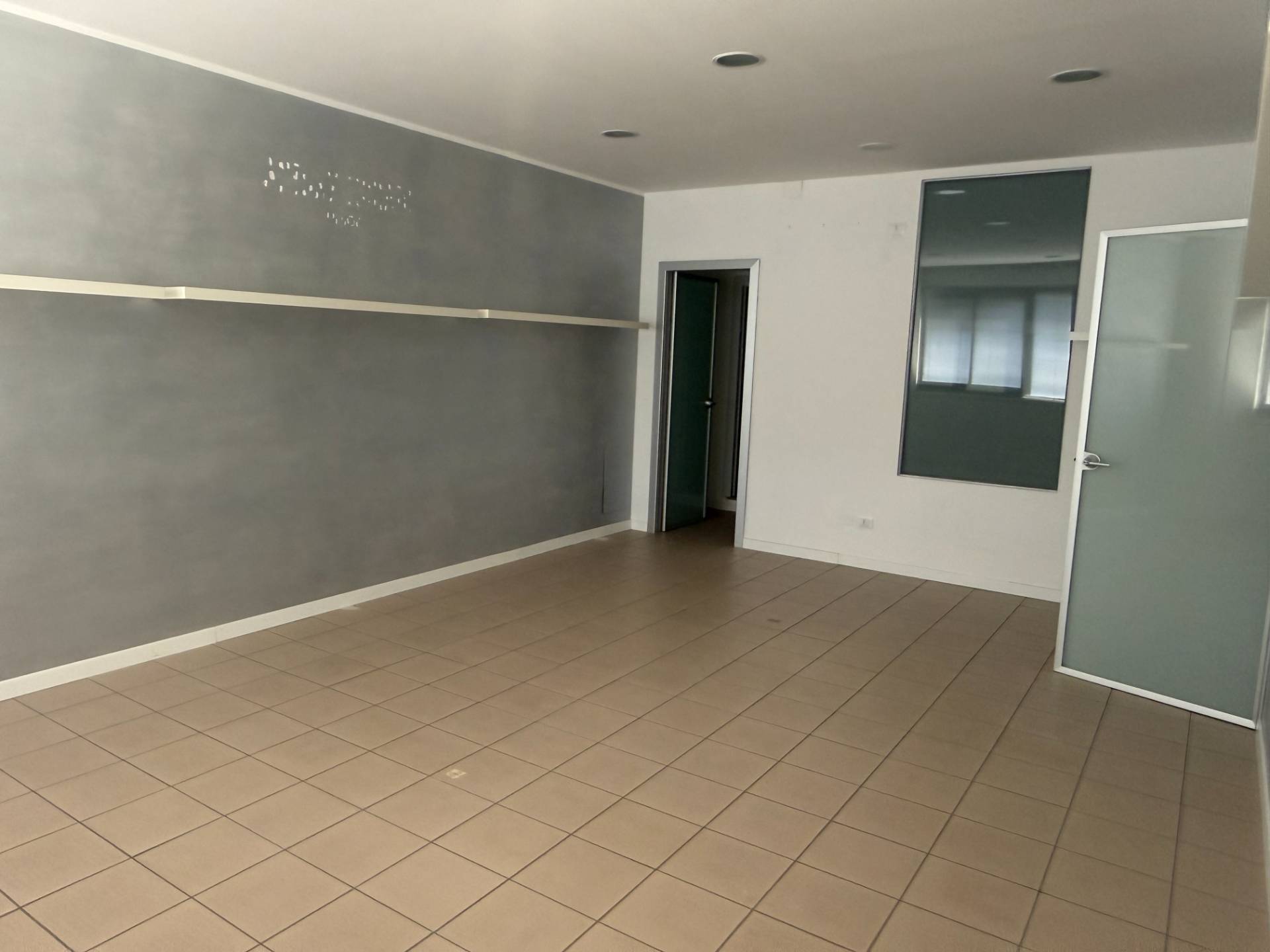 Studio/Ufficio in affitto a San Benedetto del Tronto, Strada Statale 16