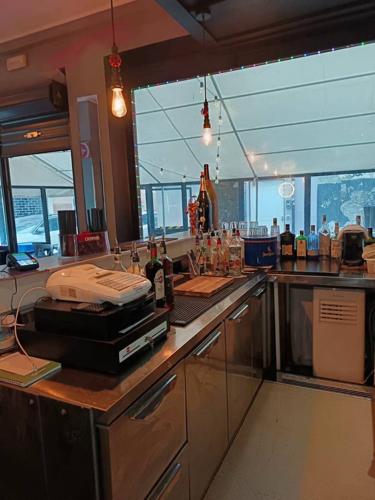 Bar Ristorante in vendita a San Benedetto del Tronto, Centro