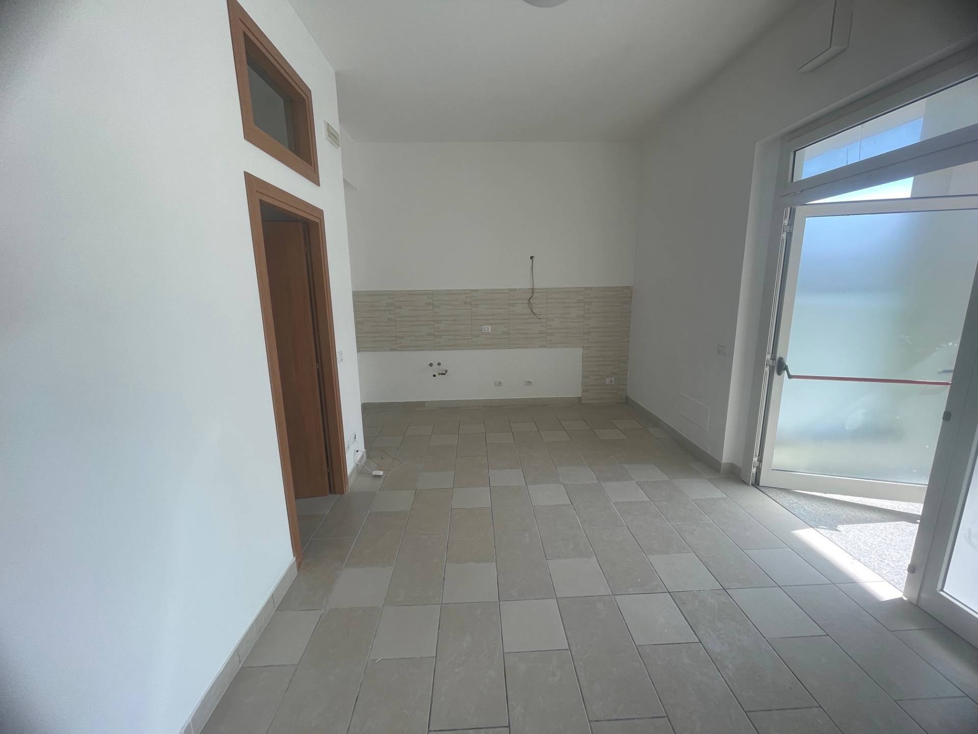 Studio/Ufficio in affitto a San Benedetto del Tronto, Porto d'Ascoli