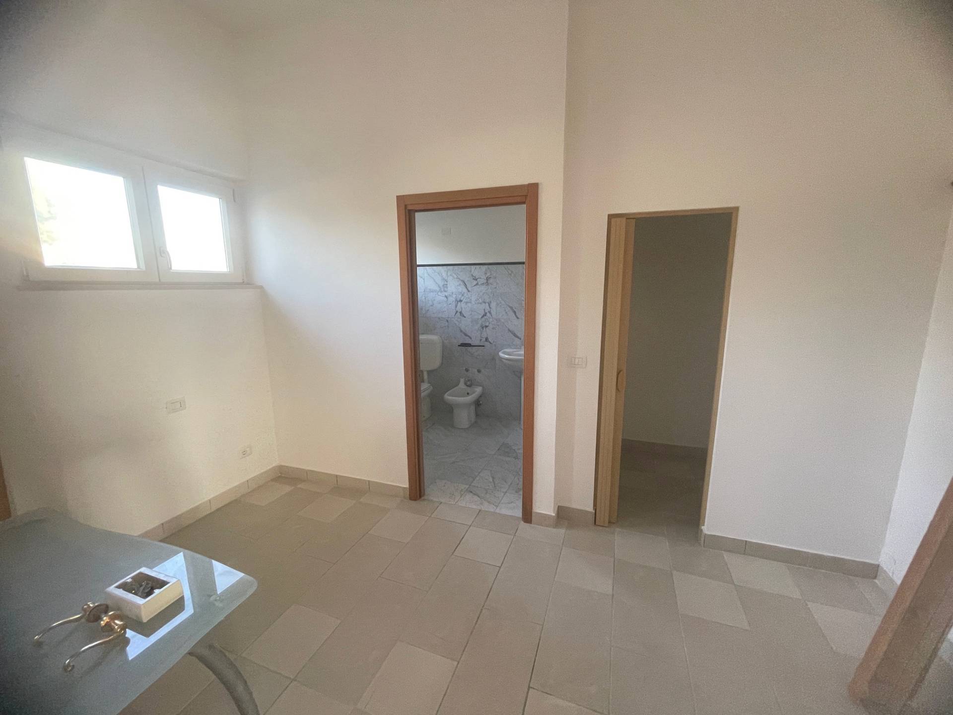 Studio/Ufficio in affitto a San Benedetto del Tronto, Porto d'Ascoli