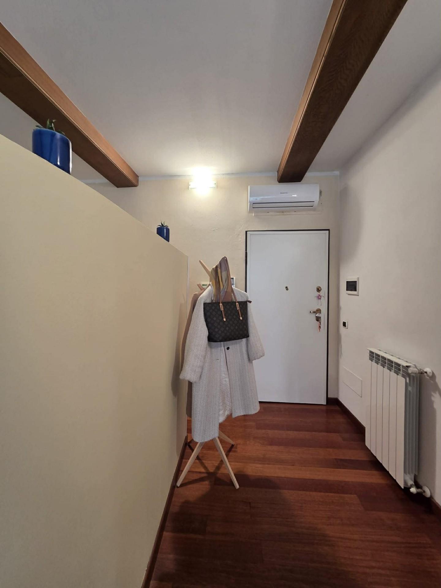 Monolocale arredato in affitto, Pisa borgo stretto