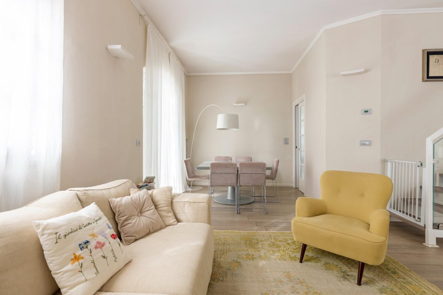 Villa Bifamiliare con giardino, Camaiore lido di