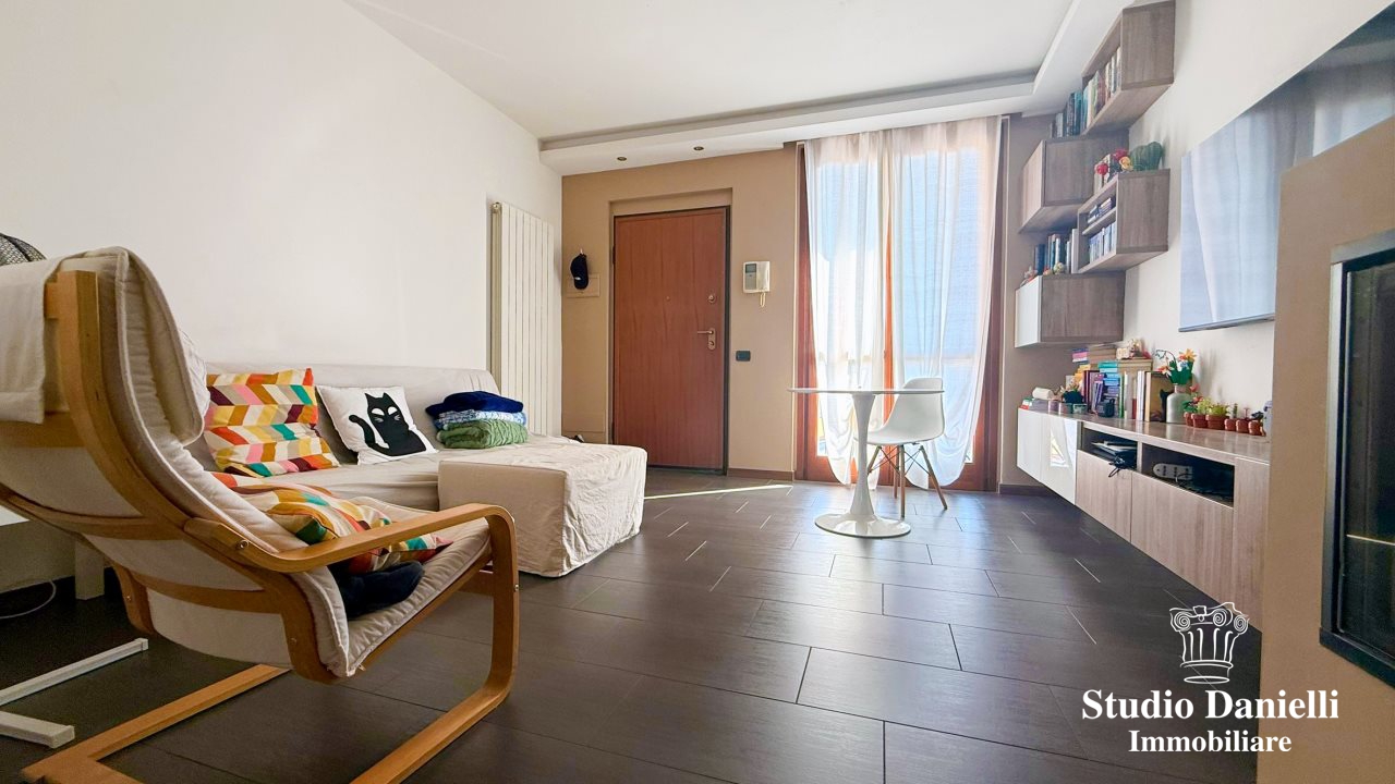 Trilocale in affitto a Giussano