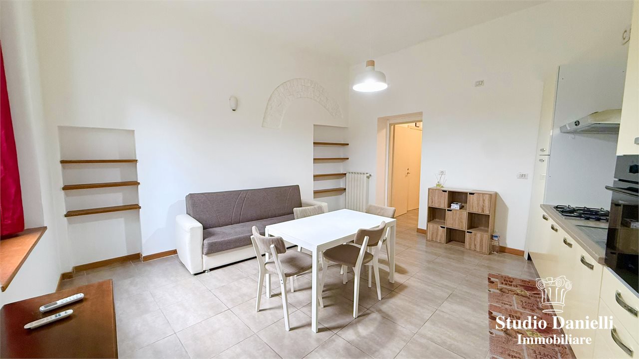 Bilocale in vendita a Carate Brianza