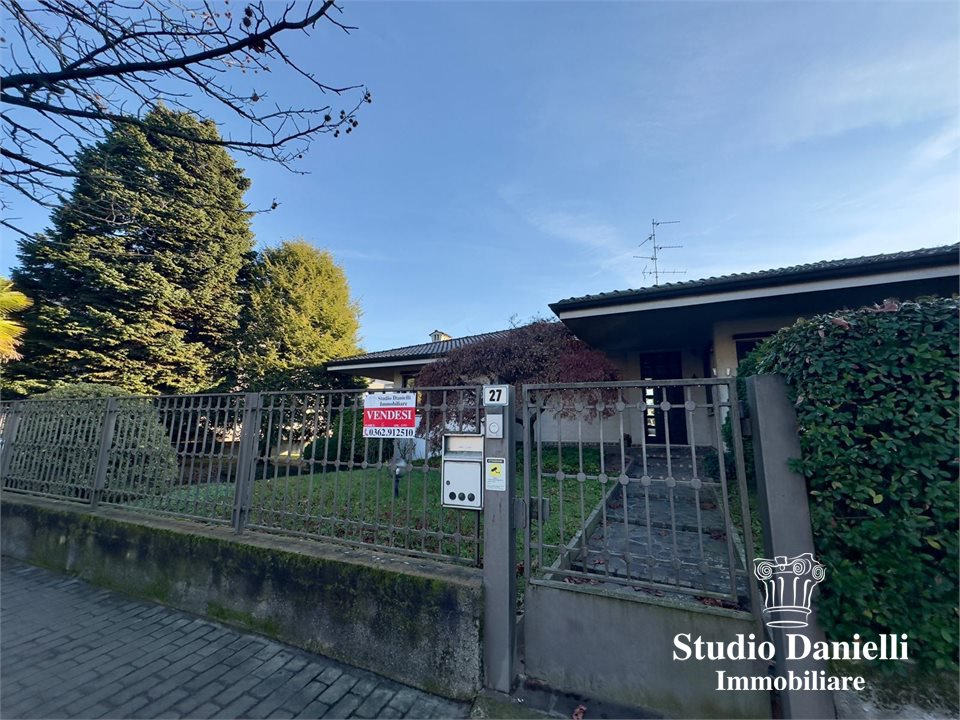 Villa in vendita a Giussano