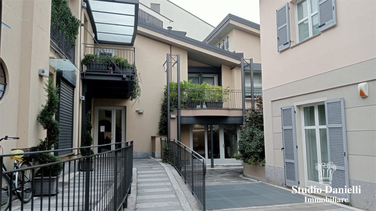 Trilocale in affitto a Monza