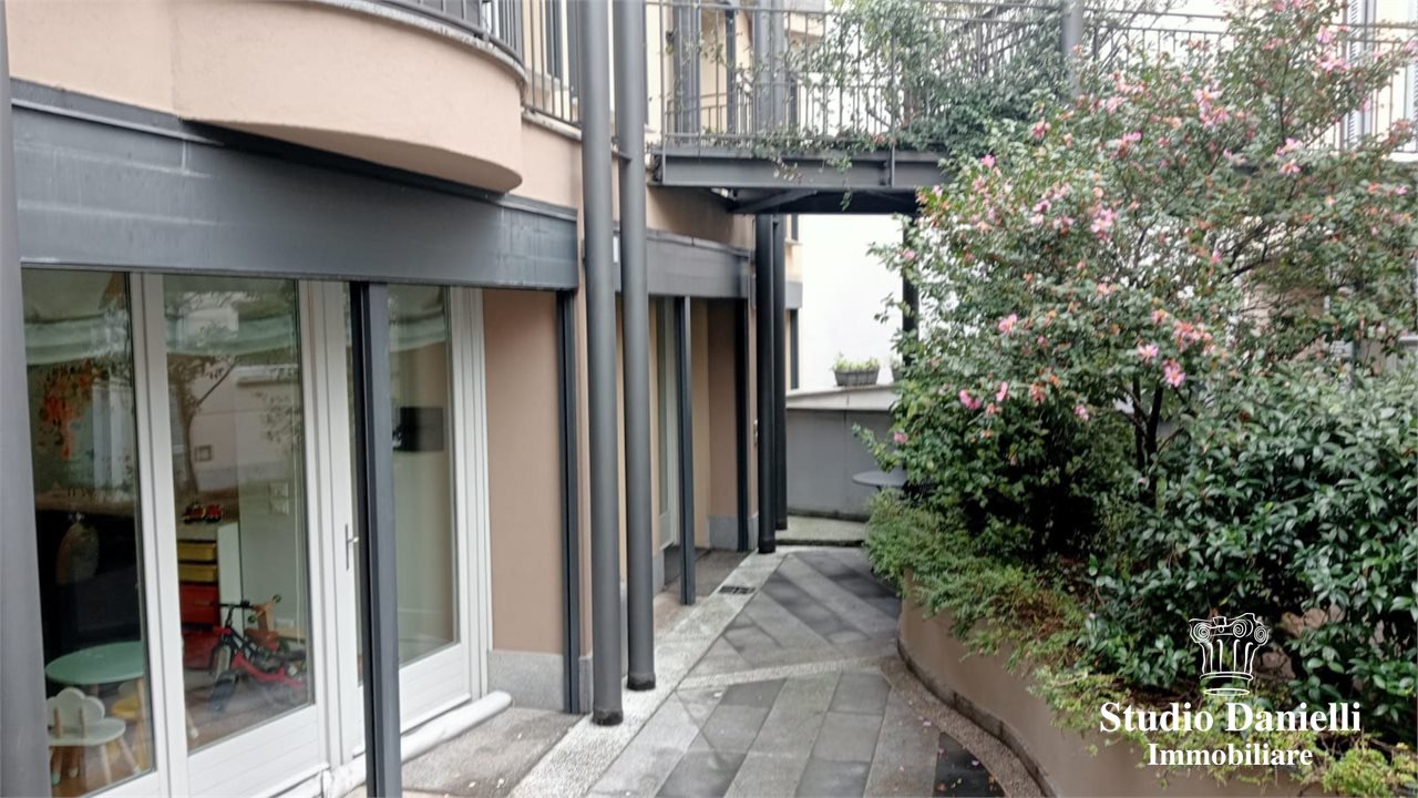 Trilocale in affitto a Monza