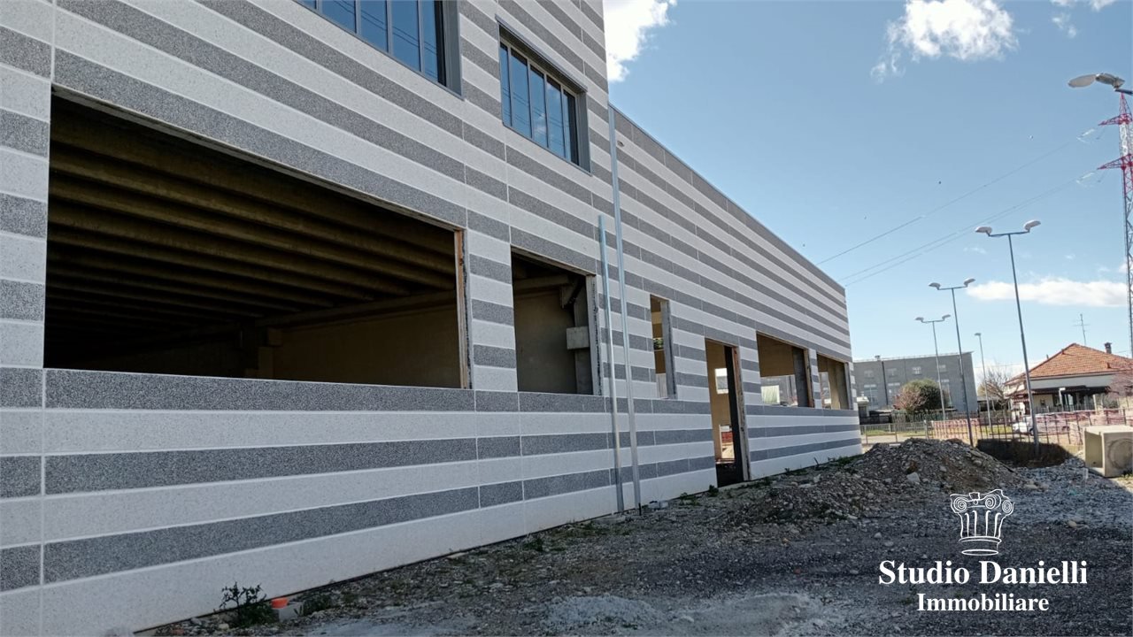 Capannone in vendita, Giussano paina