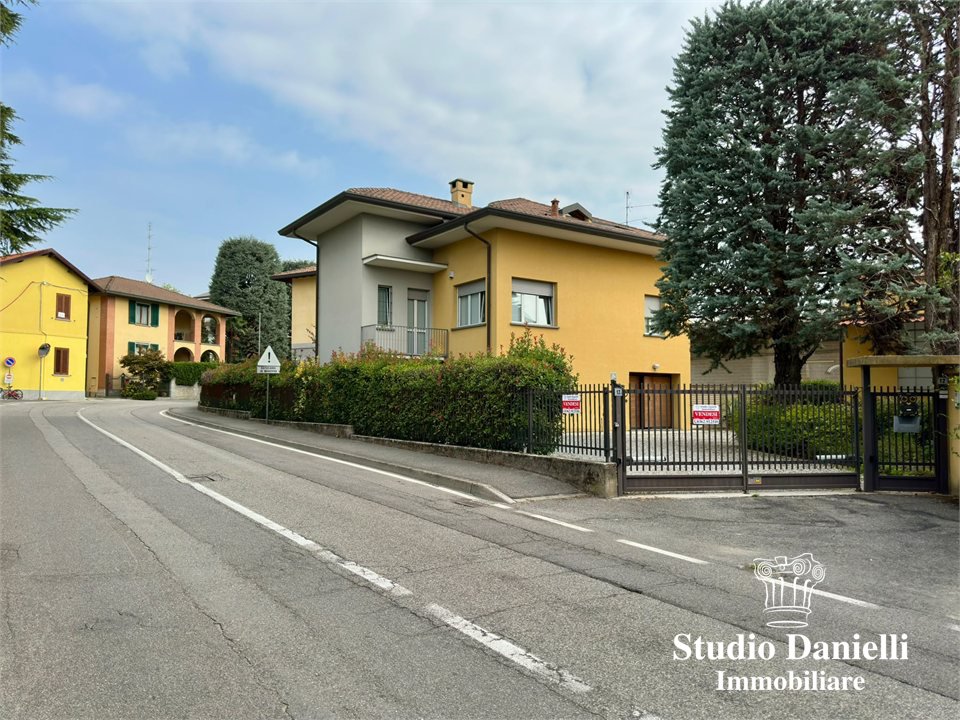 Casa indipendente in vendita a Giussano