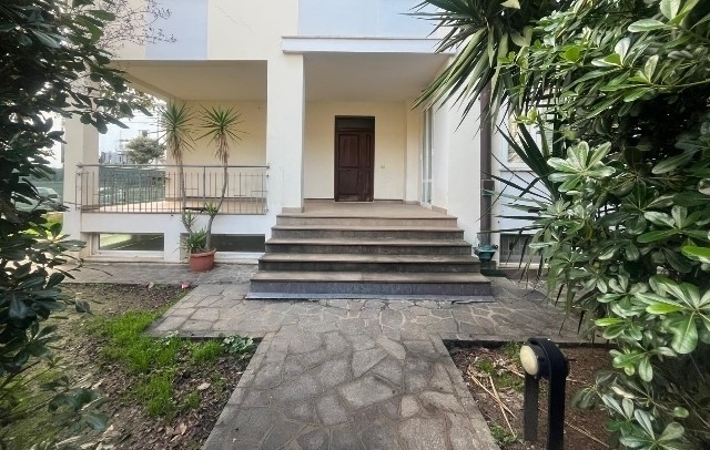 Casa indipendente con giardino in via gioacchino rossini 16, Jesi