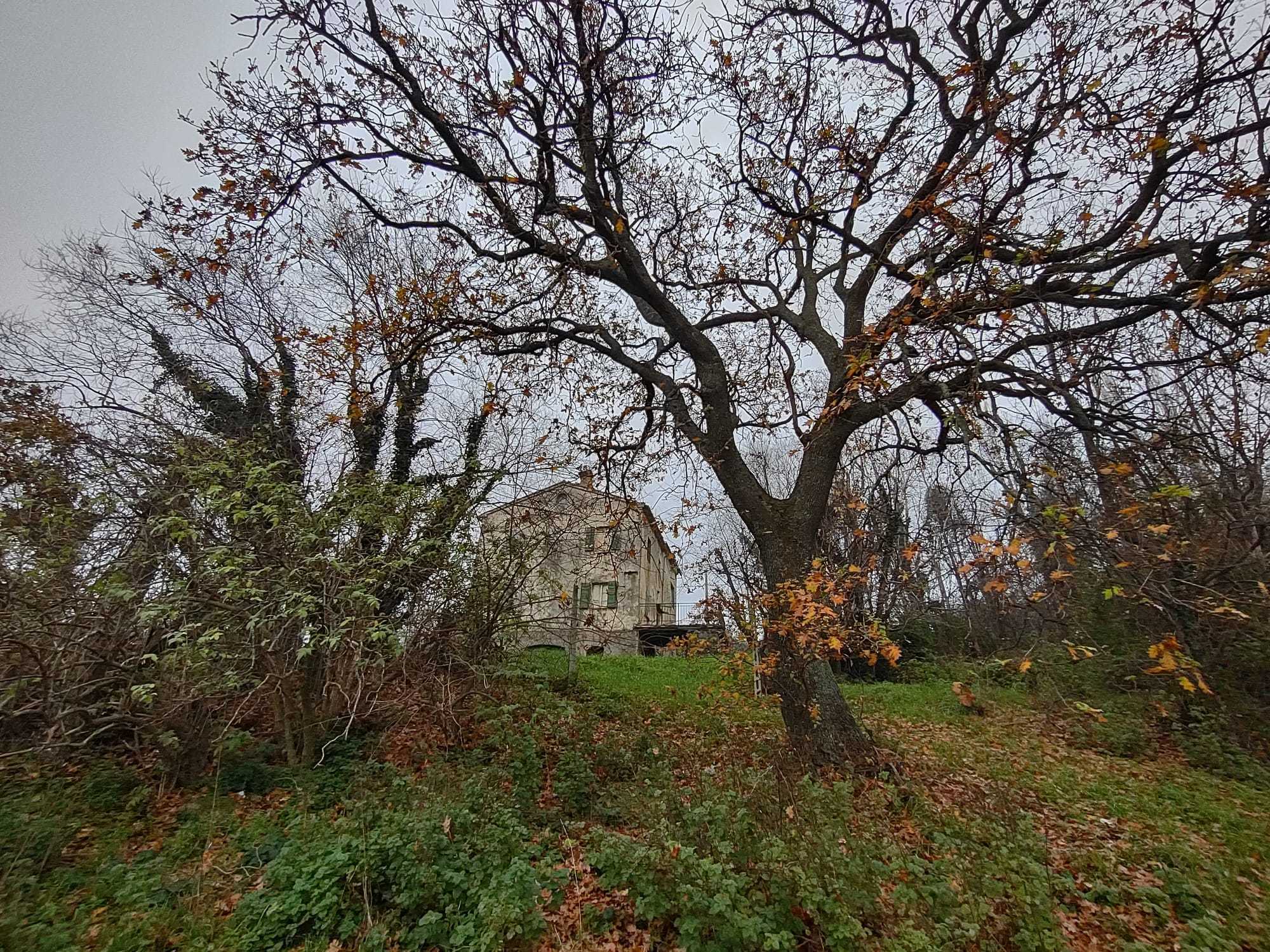 Casa indipendente con giardino in via montecarottese 85, Poggio San Marcello