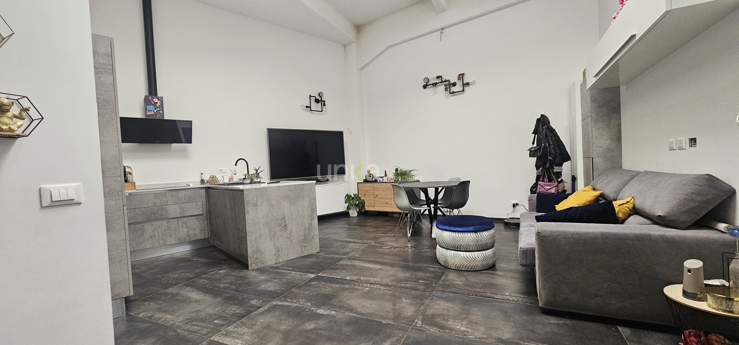 Quadrilocale con terrazzo in via pericle mazzoleni 1, Jesi