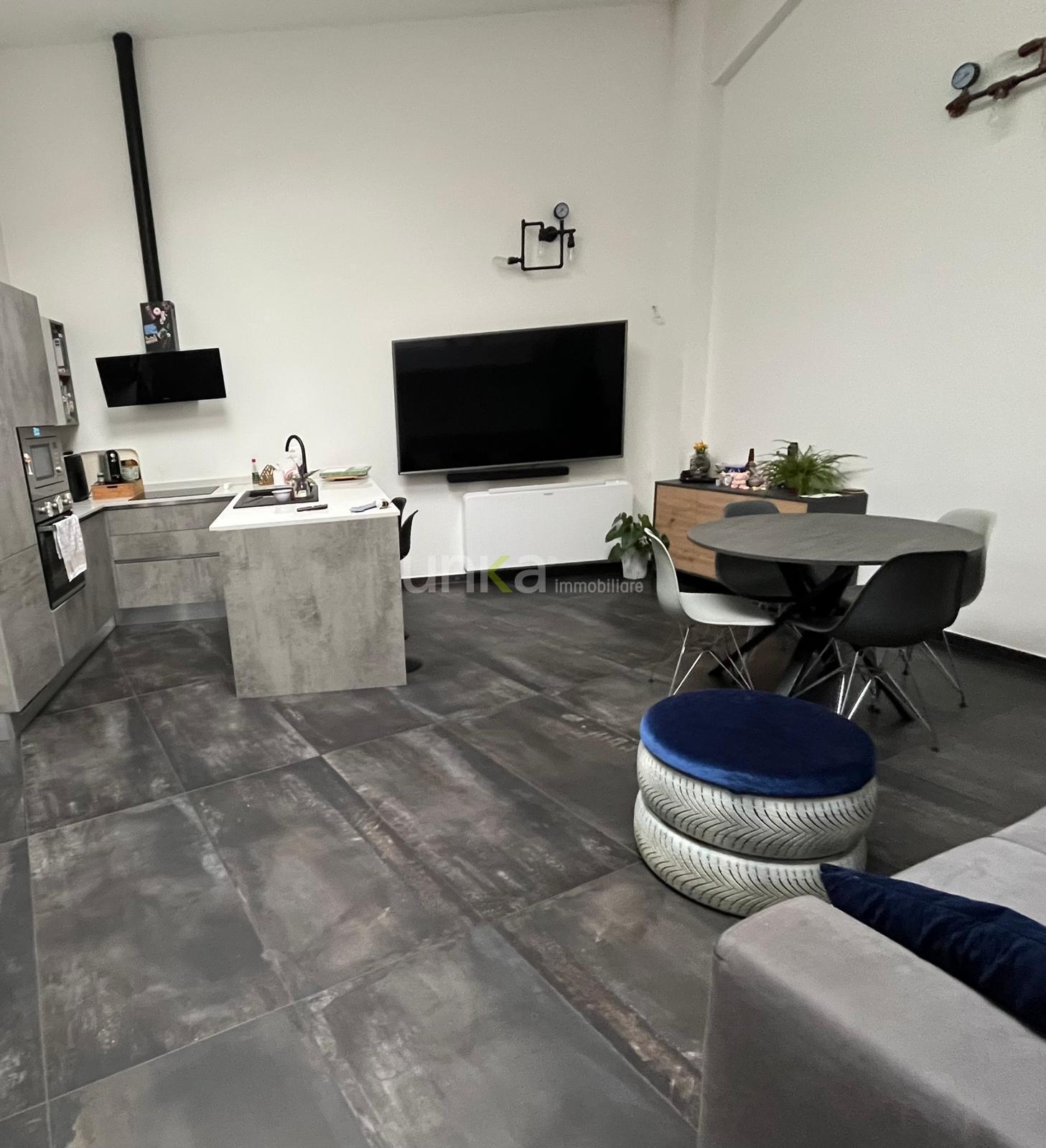 Quadrilocale con terrazzo in via pericle mazzoleni 1, Jesi