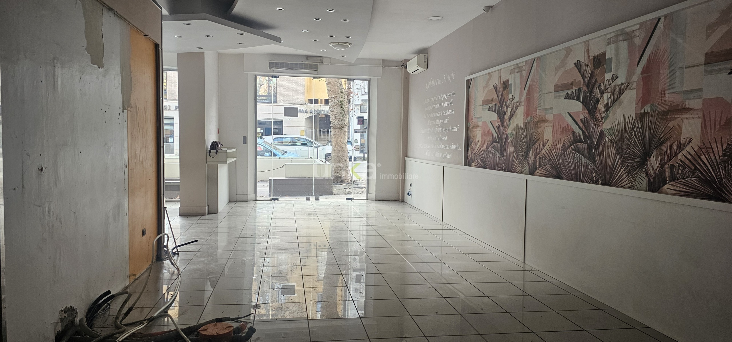 Locale commerciale in affitto in viale della vittoria snc, Jesi