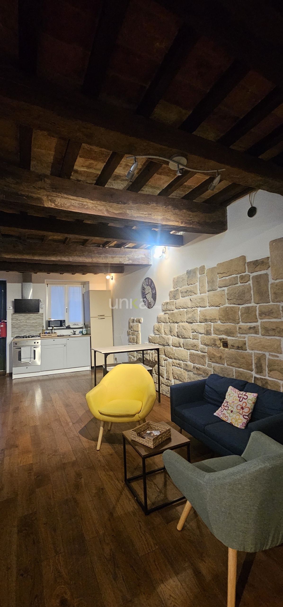 Appartamento con terrazzo in via pergolesi snc, Jesi