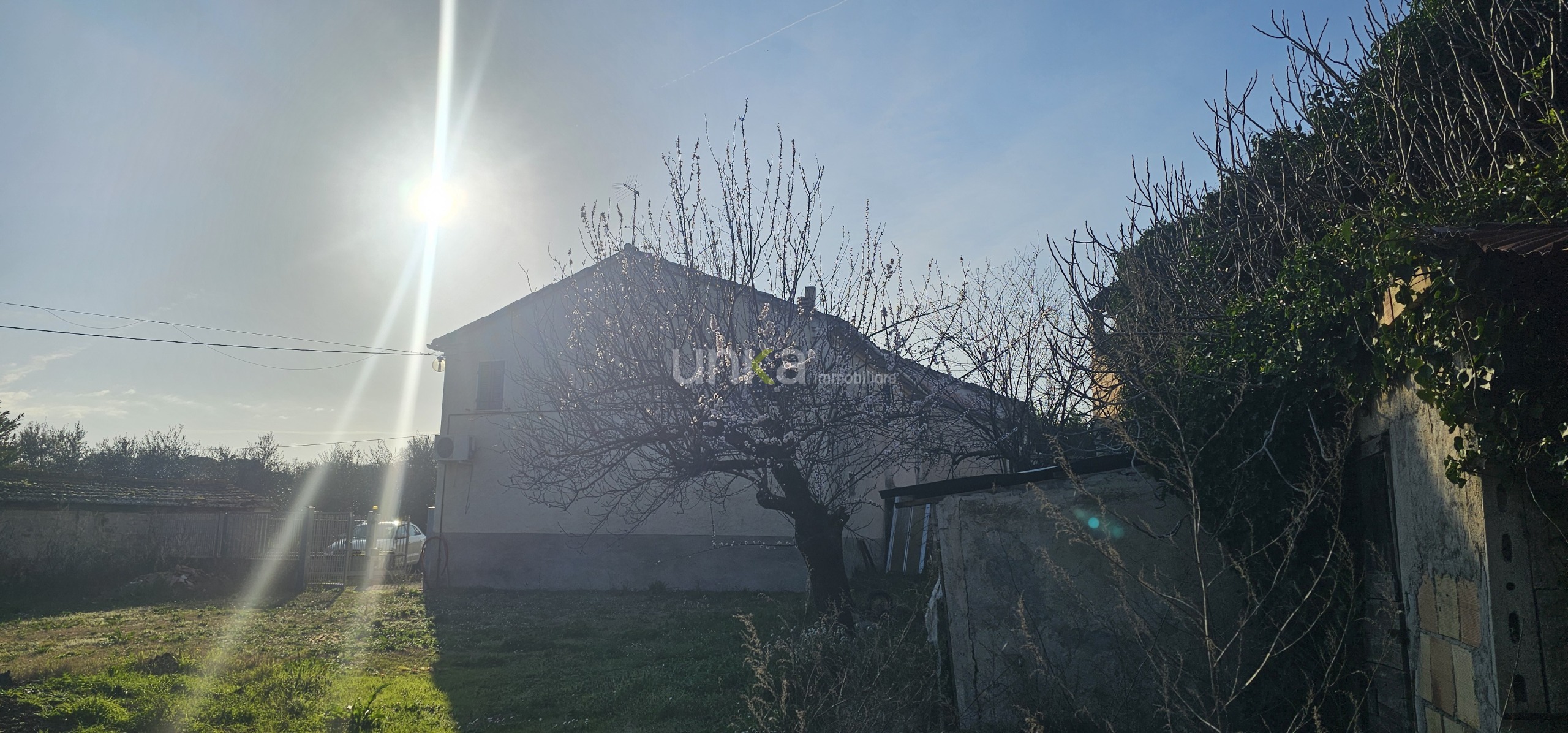 Casa indipendente con box doppio in via san martino 7, Monsano