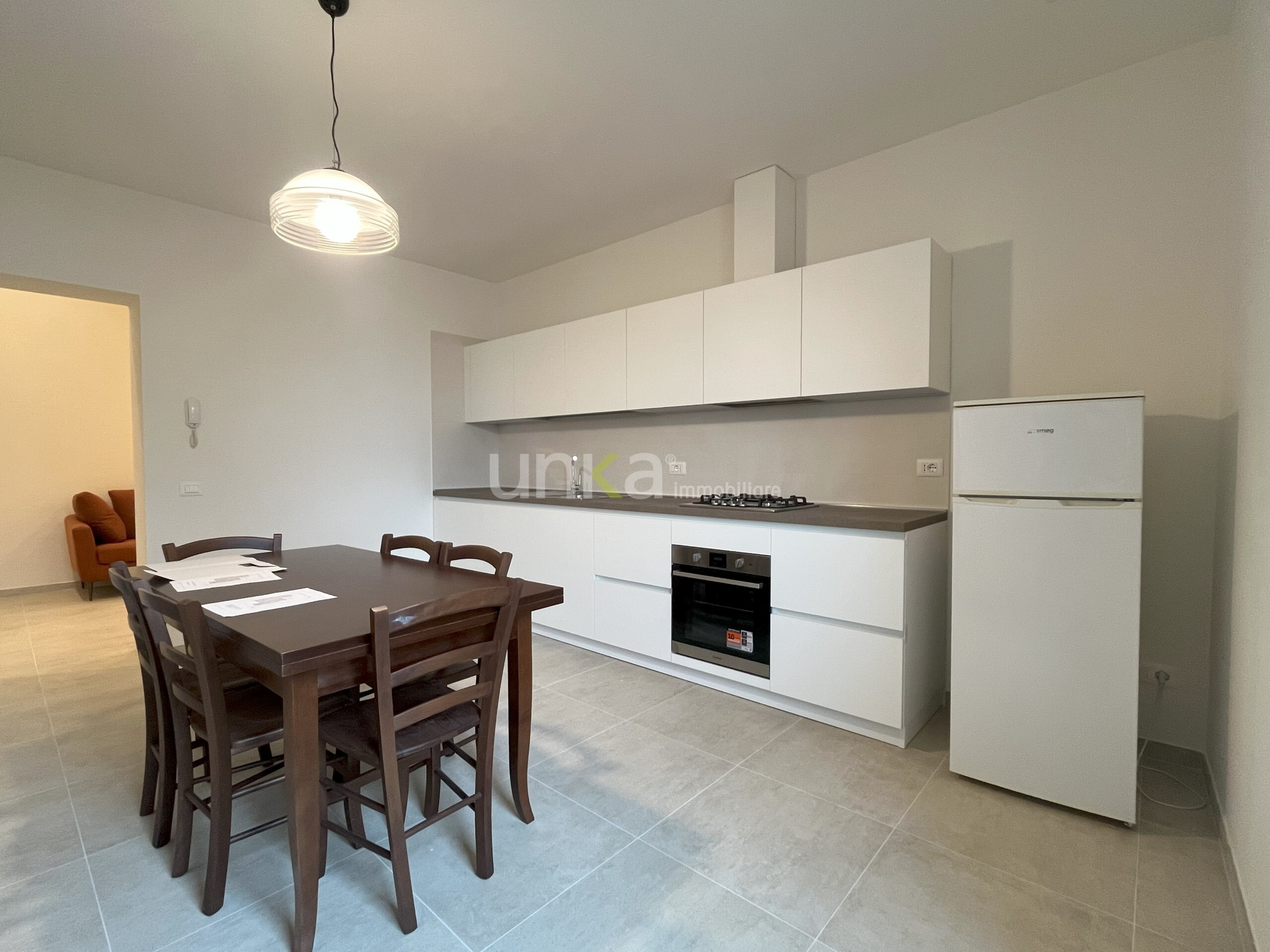 Trilocale ristrutturato in costa baldassini snc, Jesi