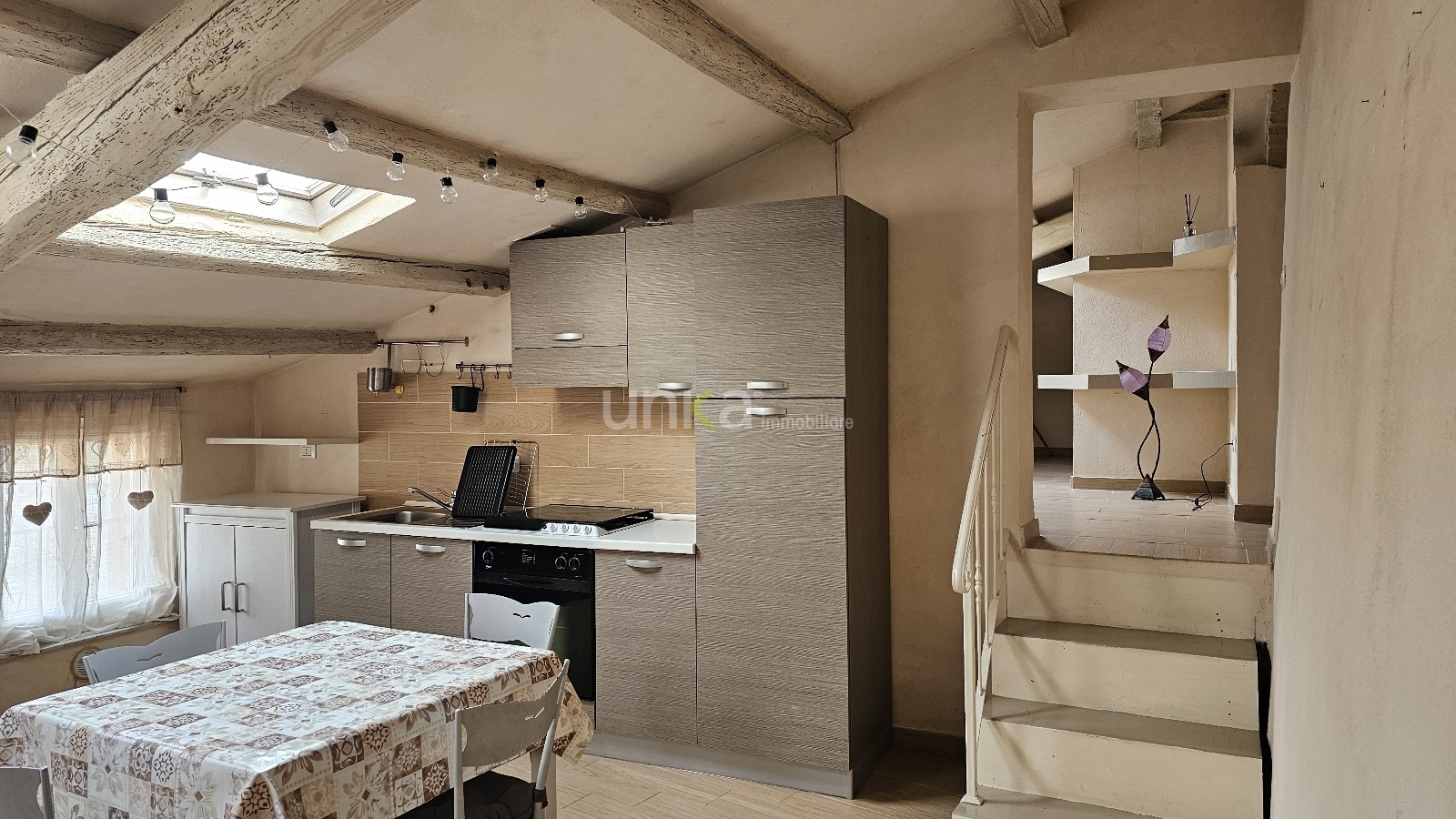 Trilocale in affitto in via roccabella 21, Jesi