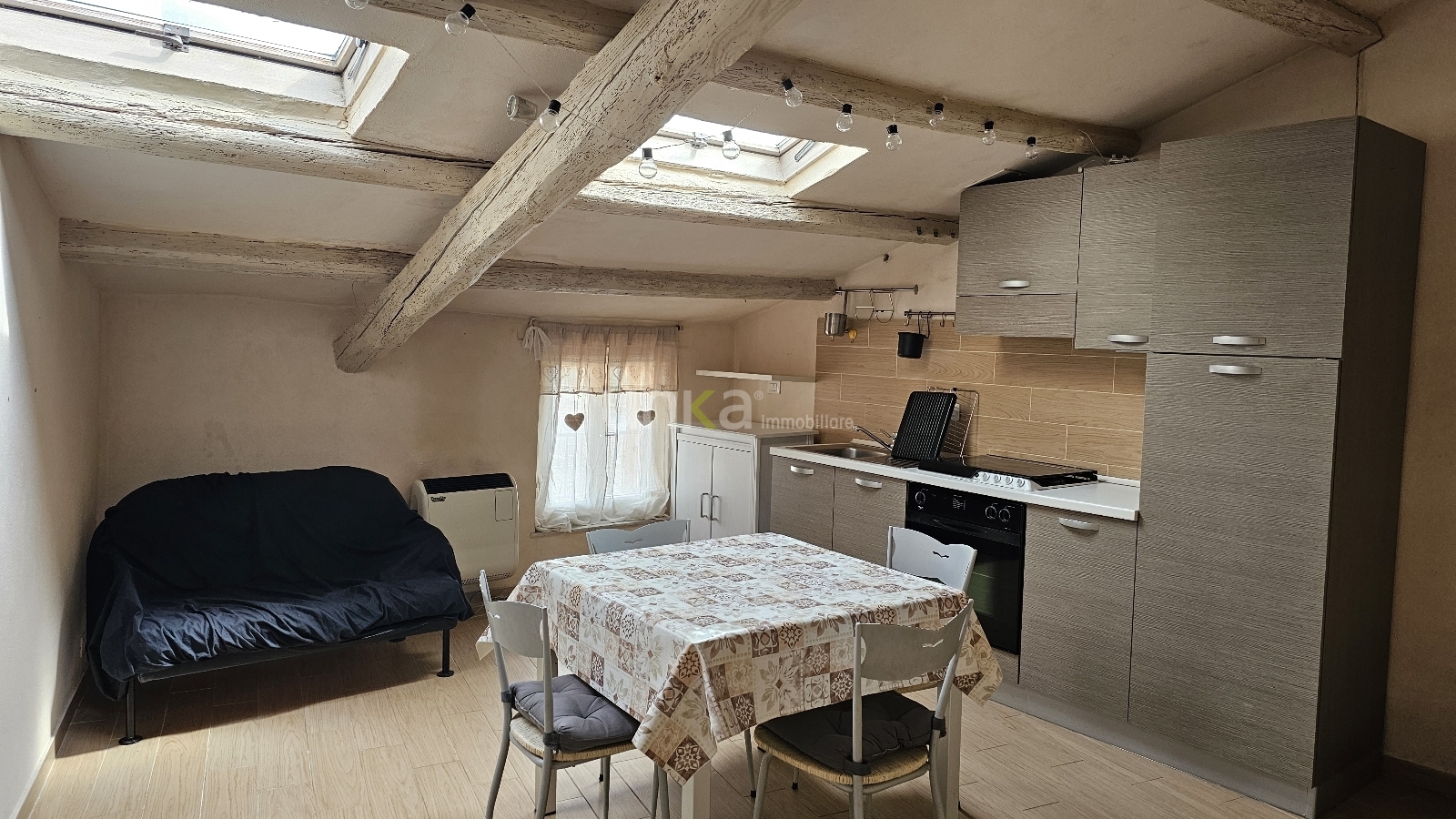 Trilocale in affitto in via roccabella 21, Jesi