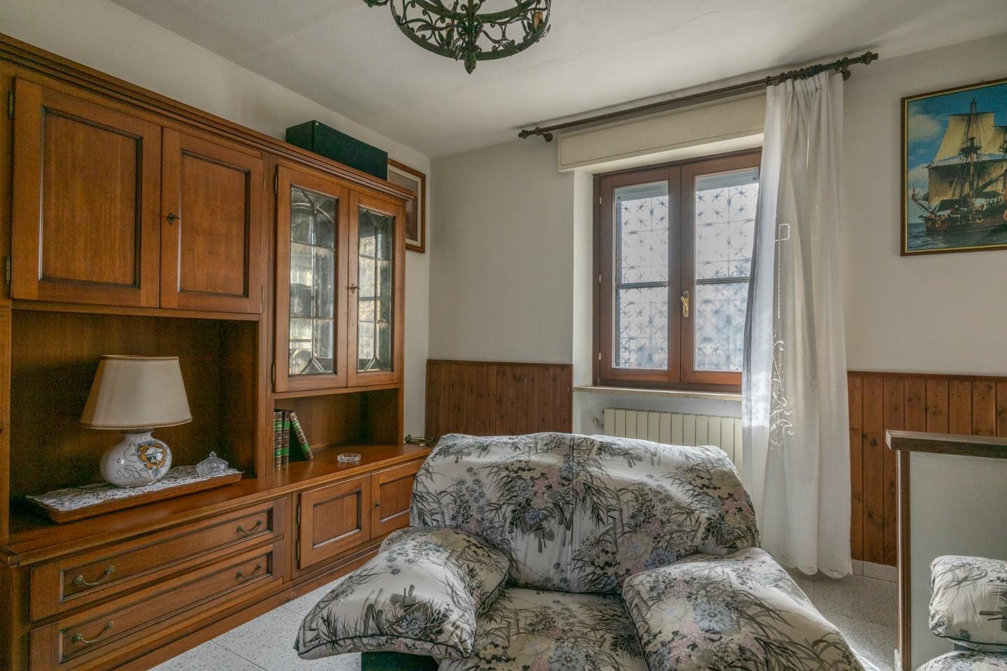 Casa indipendente con giardino a San Giuliano Terme