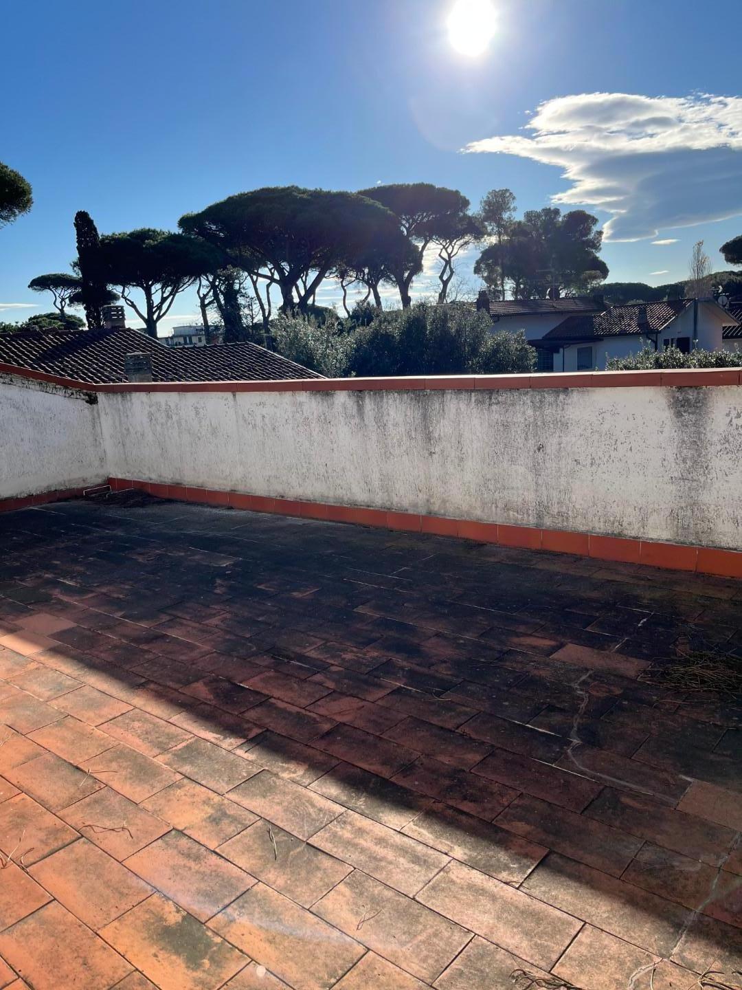 Quadrilocale con terrazzo, Pisa tirrenia