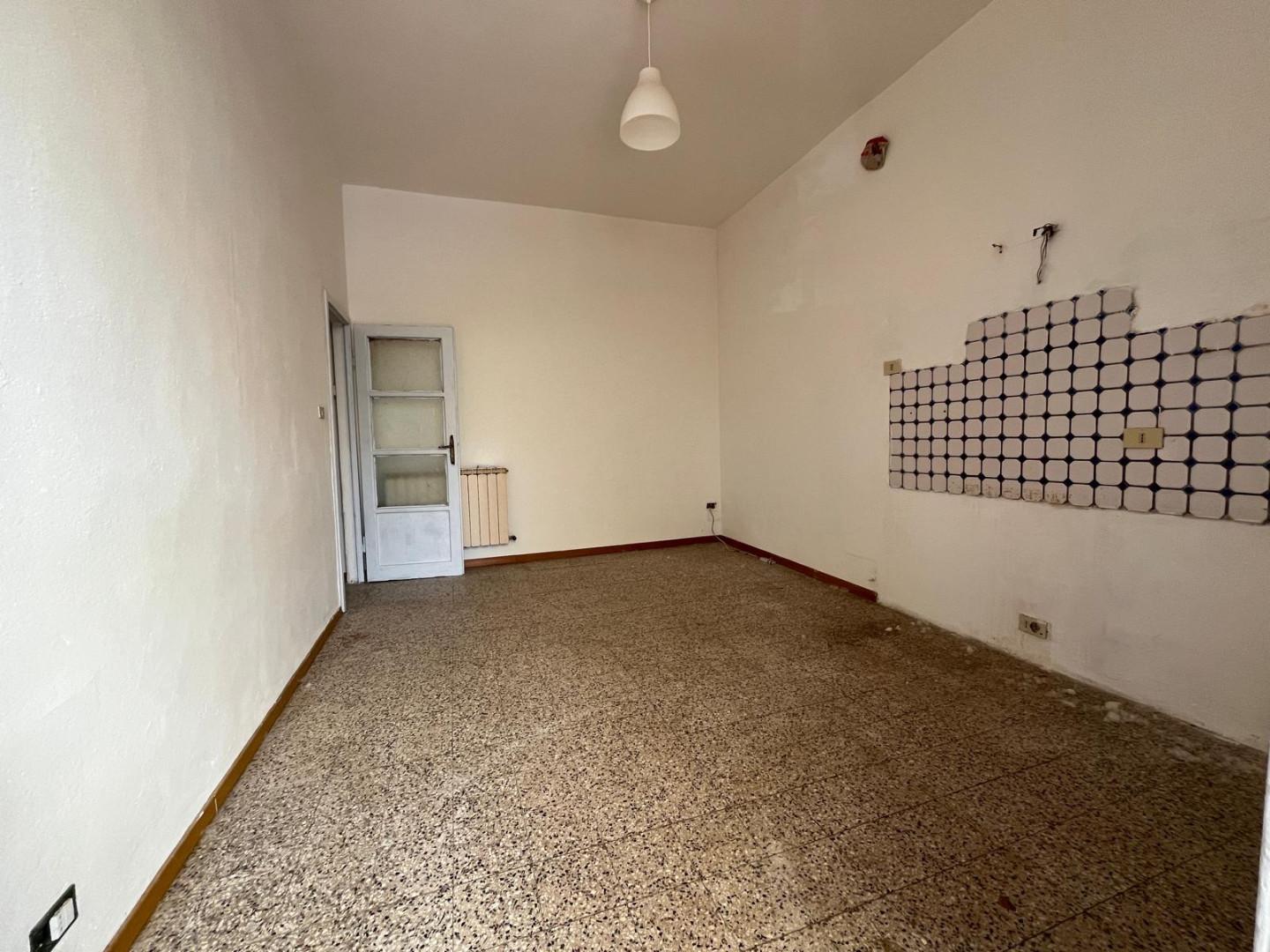 Bilocale da ristrutturare a San Giuliano Terme