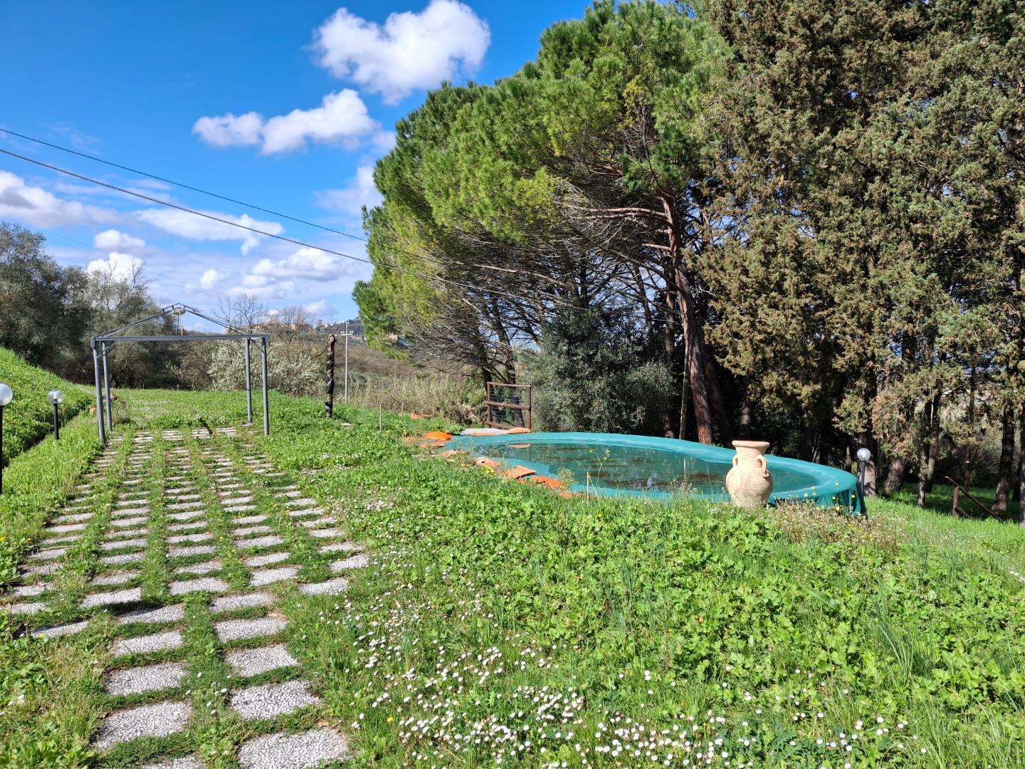 Casa indipendente con terrazzo a San Miniato