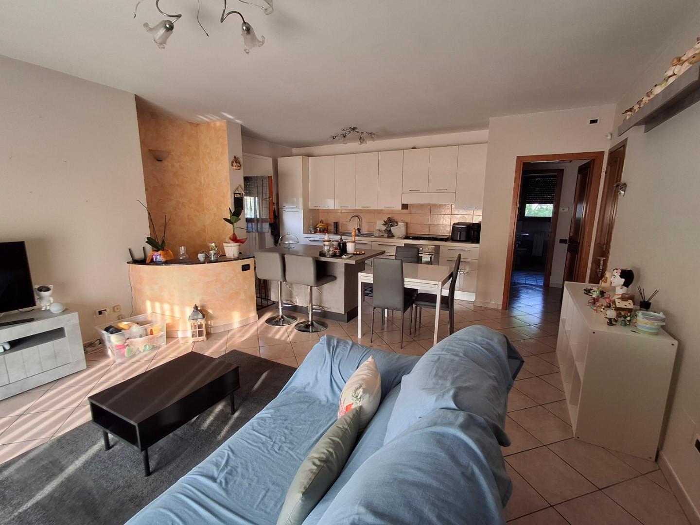 Trilocale con terrazzi a Capraia e Limite