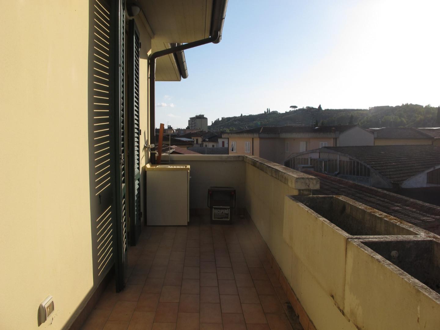 Bilocale in vendita a Capraia e Limite