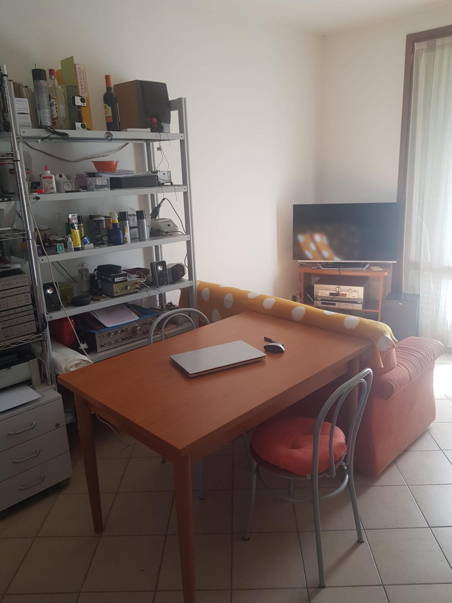 Bilocale in vendita a Capraia e Limite