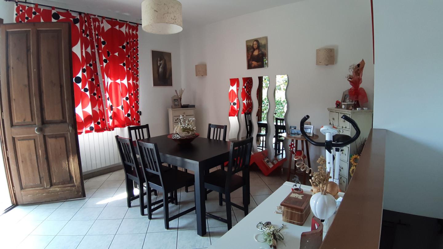 Appartamento con giardino a Capraia e Limite