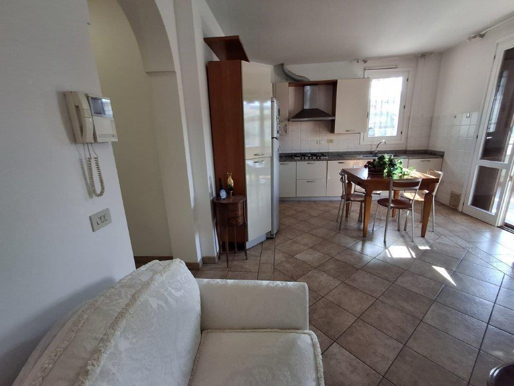 Trilocale con terrazzo a Empoli